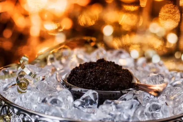 Champagne et caviar — visuel 1