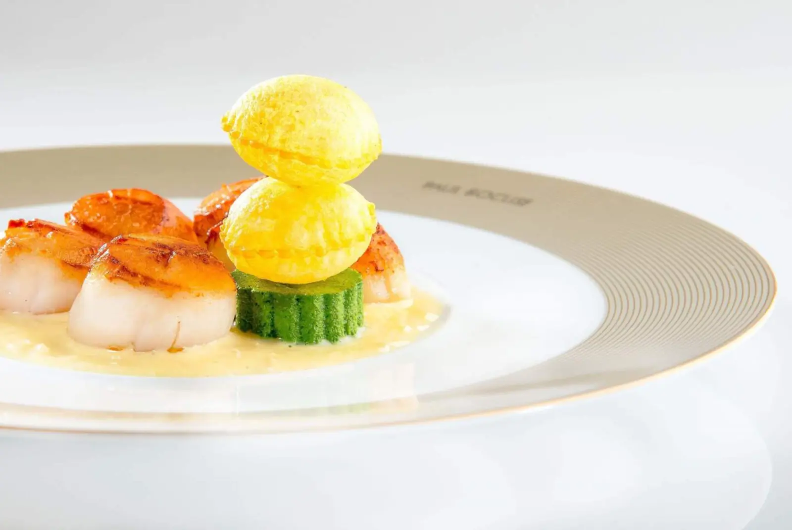 Offrez une évasion gustative à vos papilles au Restaurant Paul Bocuse