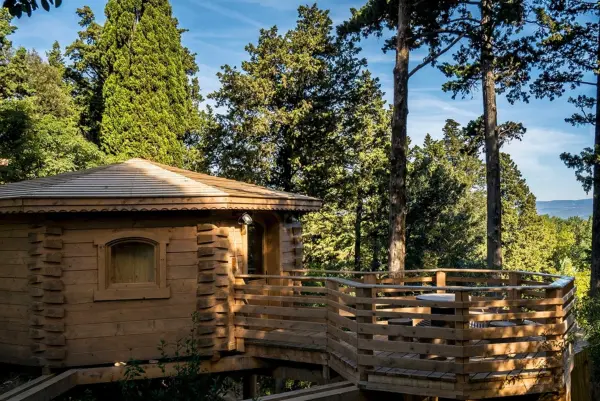 Les Cabanes dans les bois, une échappée en pleine nature !