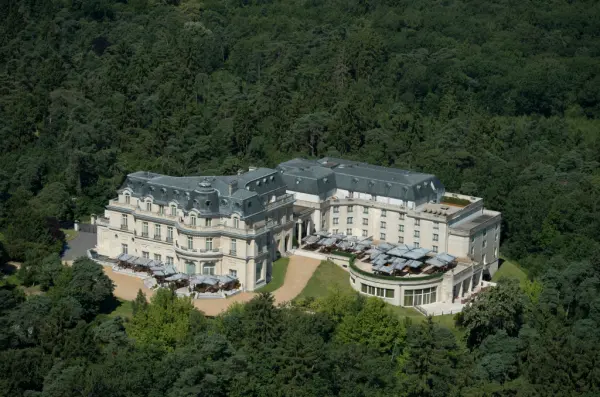 Remonter le temps au Château Hôtel Mont-Royal ***** à Chantilly