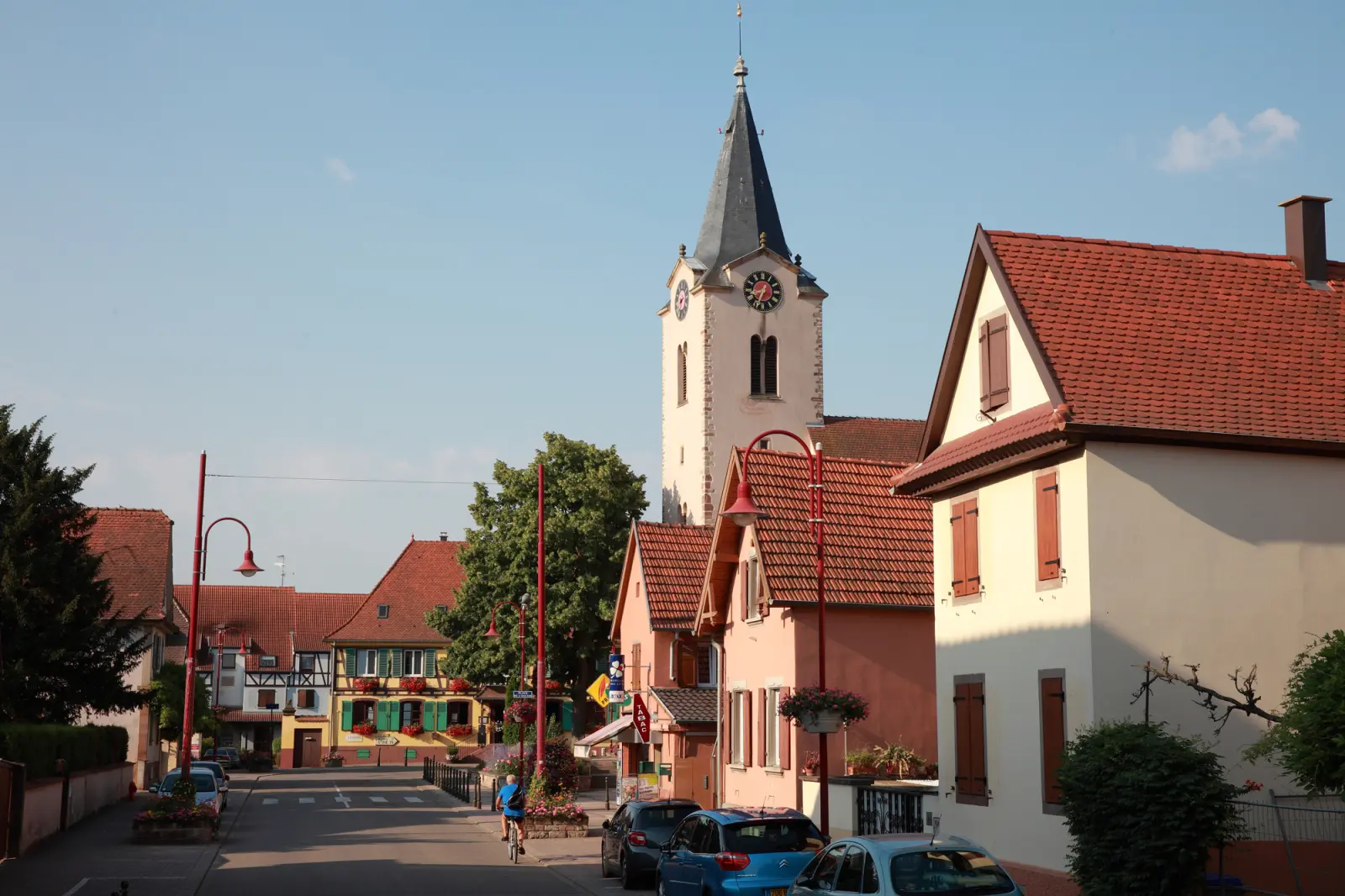 Plongez dans l’Alsace traditionnelle à l’hôtel du Père Benoît à Entzheim
