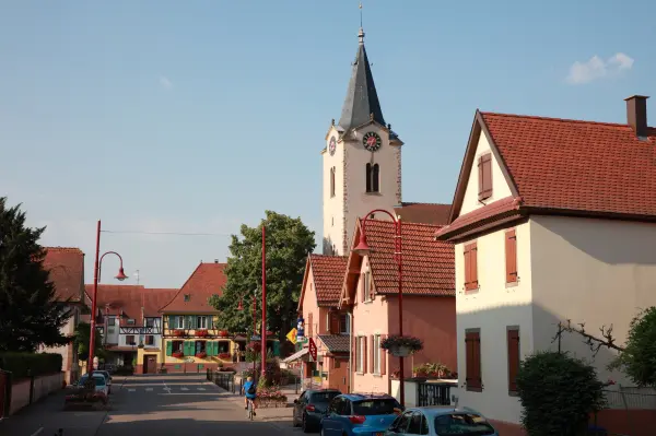 Plongez dans l’Alsace traditionnelle à l’hôtel du Père Benoît à Entzheim