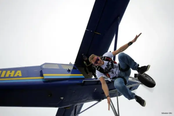 Vivez des sensations avec Parachutisme 71 !