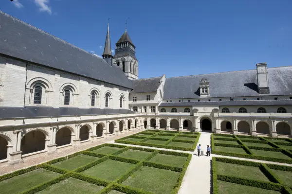 Fontevraud l'Ermitage — vue 2