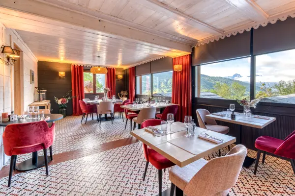 Hôtel le Bois Joli — vue 1