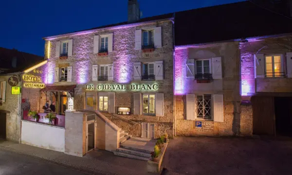 Le Cheval Blanc — vue 2