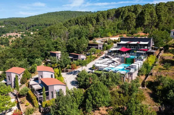 Domaine de Chalveches — vue 1