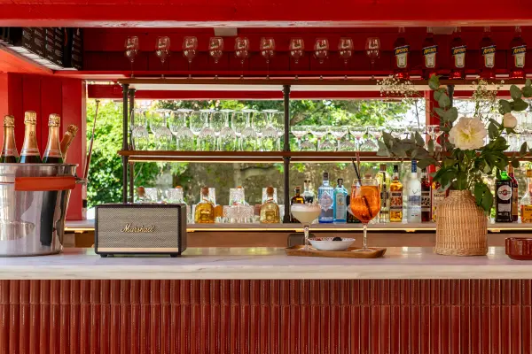 Hotel Restaurant Chateau Silhouette — vue 4