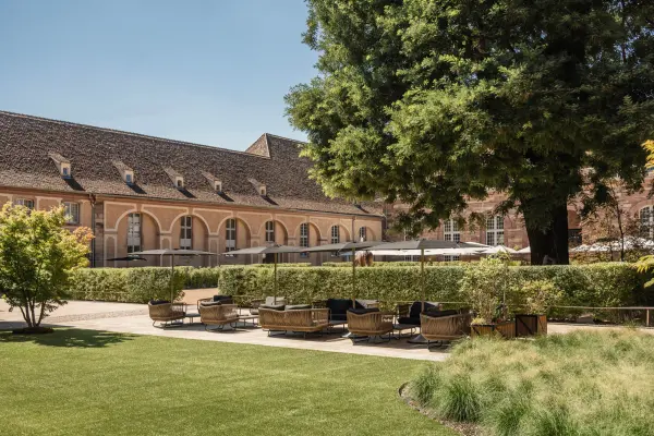 Hôtel les Haras — vue 1