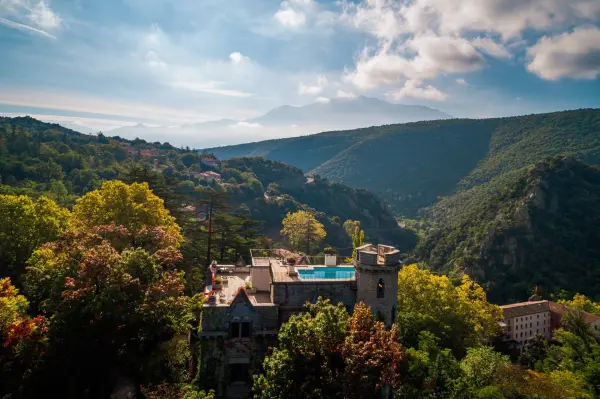 Les Pyrénées - Grand Hôtel & Château — vue 4
