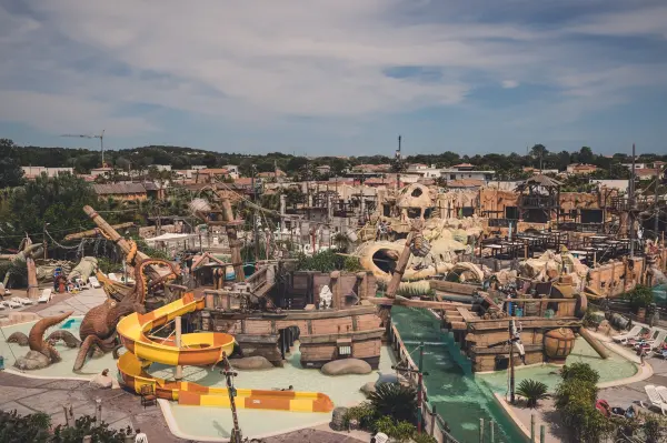 Pirates World — vue 2
