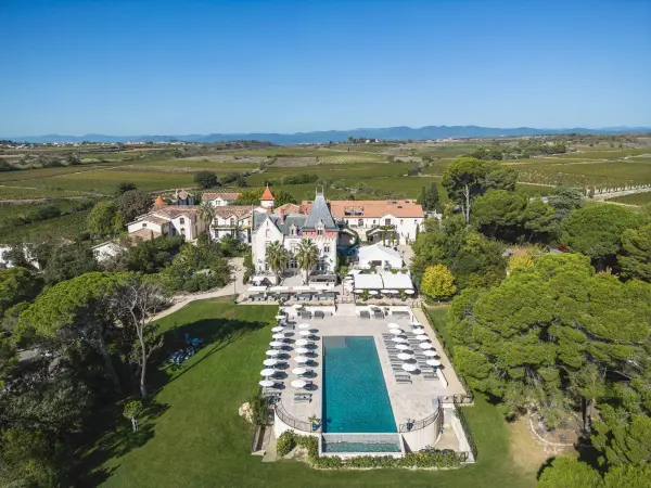 Chateau Saint-Pierre de Serjac — vue 1
