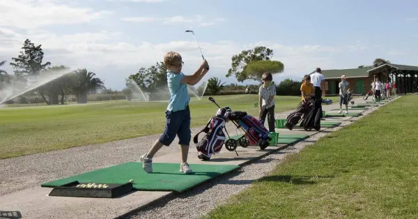 Saint-Cyprien Golf & Resort — vue 1