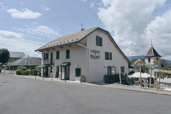 Auberge de Pugny — vue 5