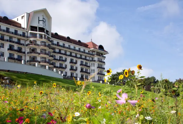 Evian Resort — vue 3