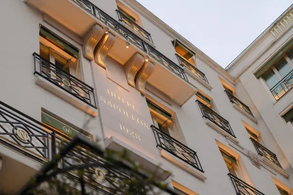 Hotel Napoleon — vue 1