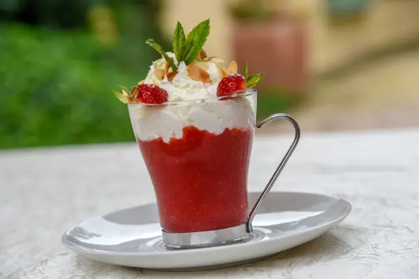Hôtel Restaurant la Commanderie de Champarey — vue 6