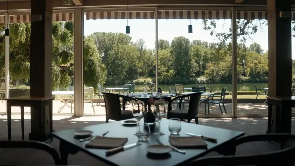 Hotel la Reserve — vue 13