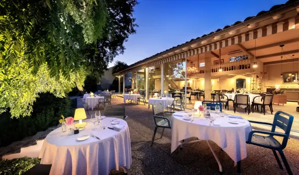 Hotel la Reserve — vue 3