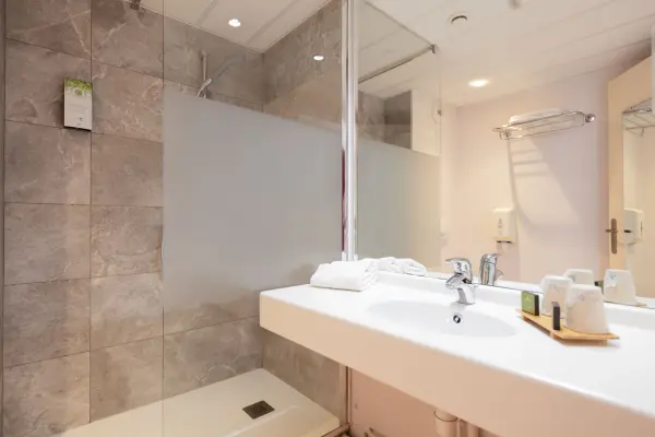 Artemis Hôtel — vue 10