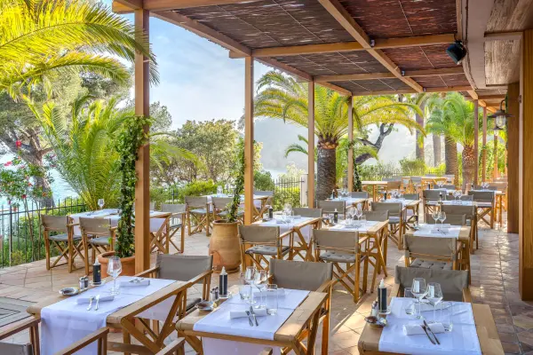 Hotel le Bailli de Suffren — vue 1