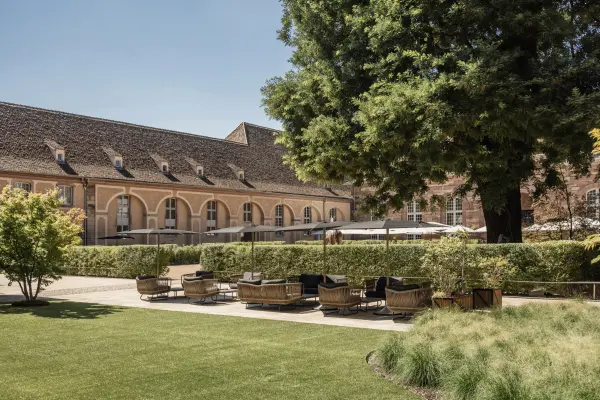 Hôtel les Haras — vue 1