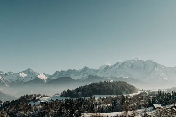 Les Roches Fleuries — vue 1
