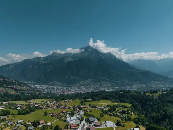 Les Roches Fleuries — vue 5