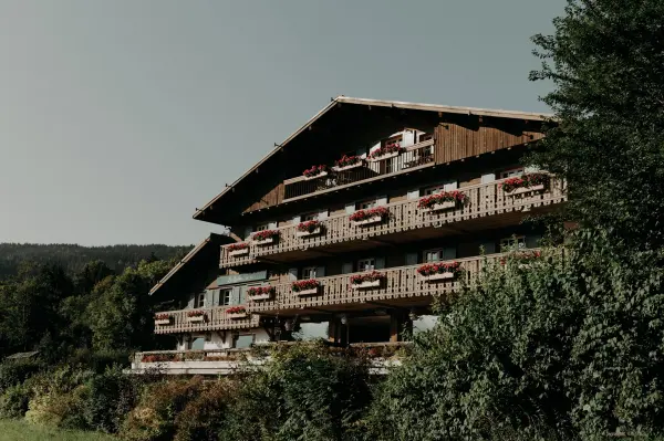 Les Roches Fleuries — vue 6