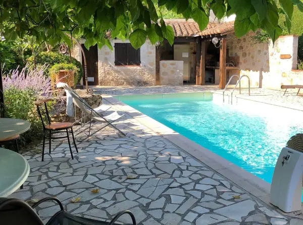 Les Loges du Jardin d'Aymeric — vue 3