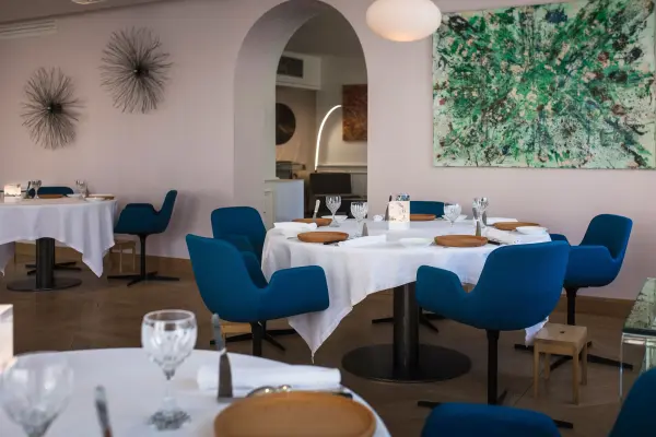 Hotel de la Poste - Restaurant F. Doucet — vue 3