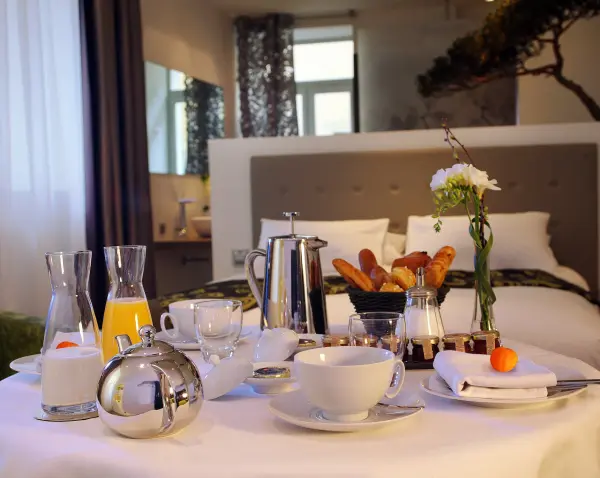 Petit Hotel Confidentiel — vue 7