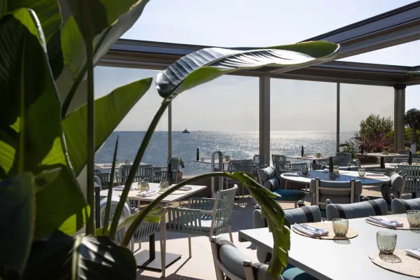 Hotel Royal-Riviera — vue 2