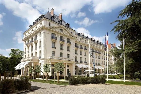 Waldorf Astoria Trianon Palace Versailles — vue 4