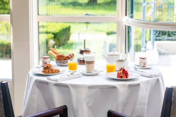 Waldorf Astoria Trianon Palace Versailles — vue 6