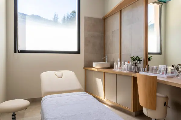 Eau Thermale Avene l'Hotel — vue 13