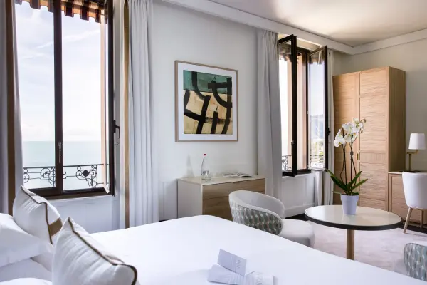 Hotel Royal-Riviera — vue 5