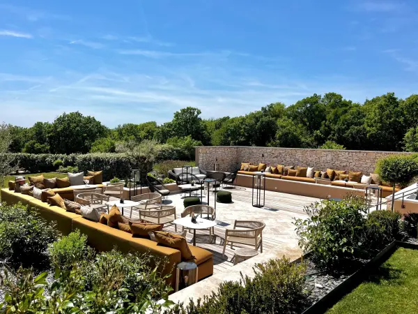 Hotel la Bastide Saint Georges — vue 3