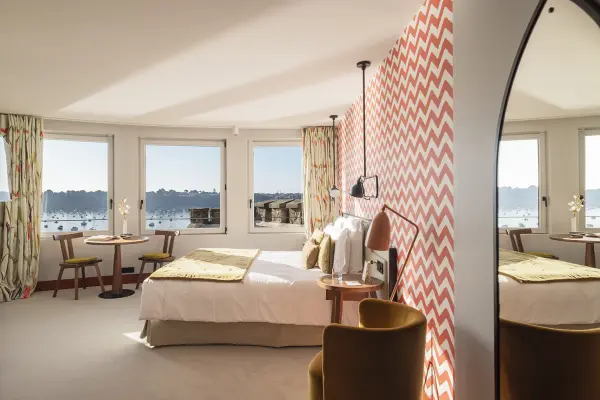 Hotel Castelbrac — vue 3