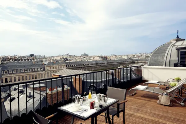 Grand Hôtel du Palais Royal — vue 2