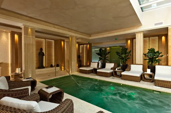 Hostellerie la Farandole — vue 1