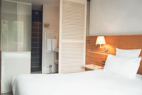 Hotel Jenny — vue 3