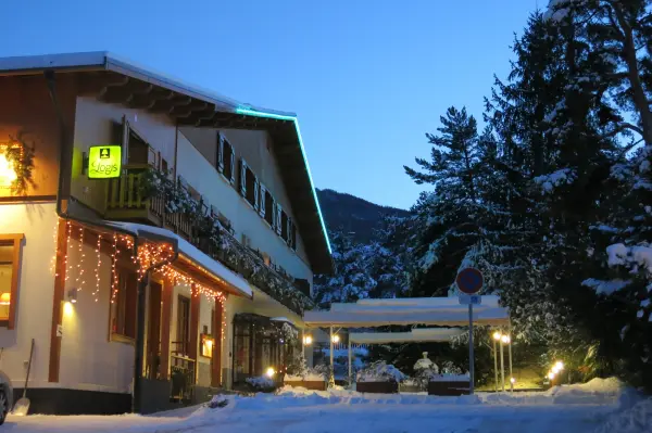 Hôtel*** Restaurant Spa les Peupliers — vue 2
