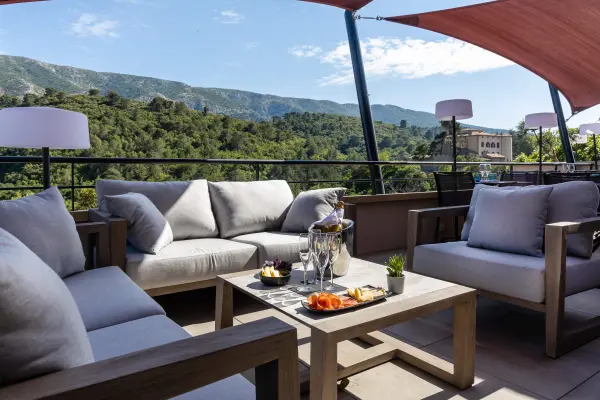 Hôtel Sainte Victoire Vauvenargues — vue 4