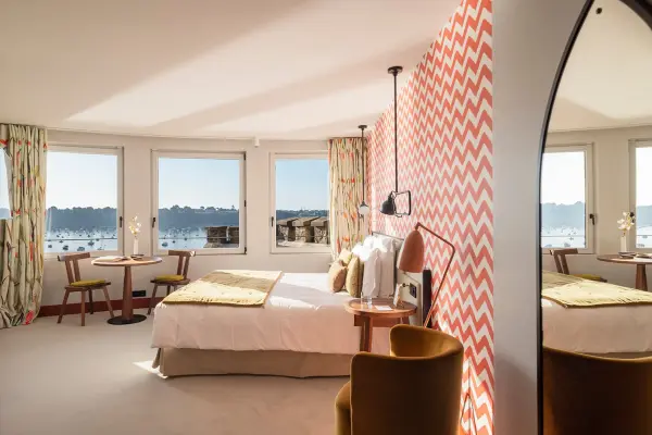 Hotel Castelbrac — vue 3