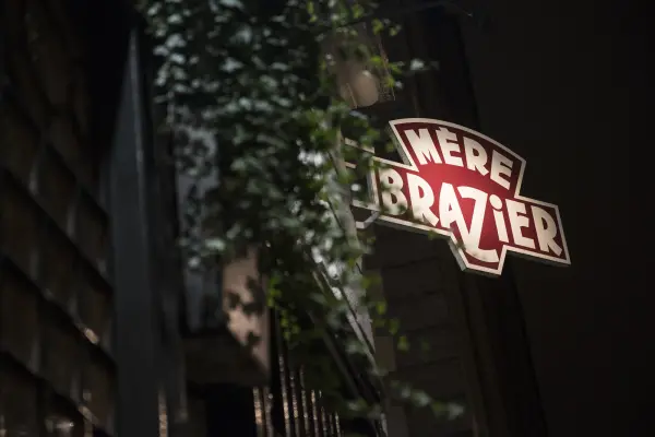 Restaurant la Mere Brazier — vue 1