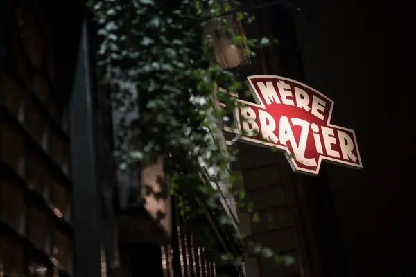 Restaurant la Mere Brazier — vue 1