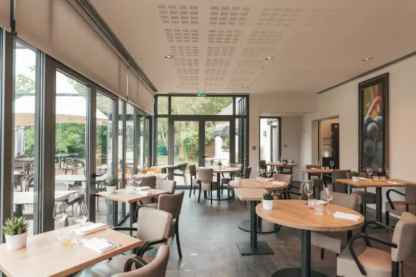 Le Dracy Hotel et Spa Restaurant la Garenne — vue 6