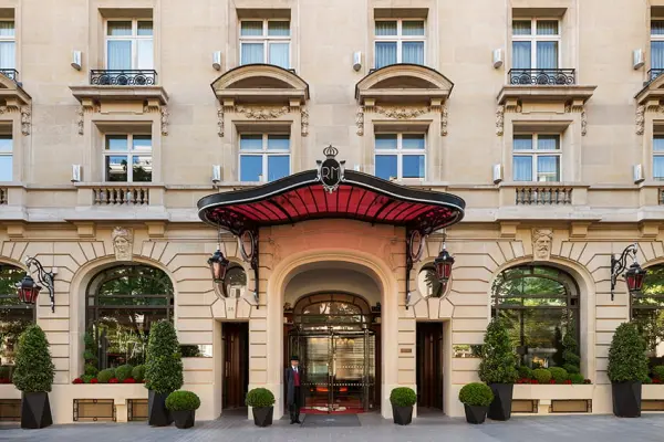 Le Royal Monceau – Raffles Paris — vue 1