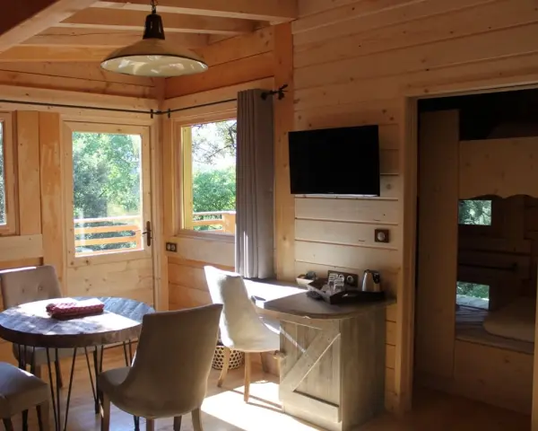Les Cabanes Dans les Bois - Hôtel*** — vue 5